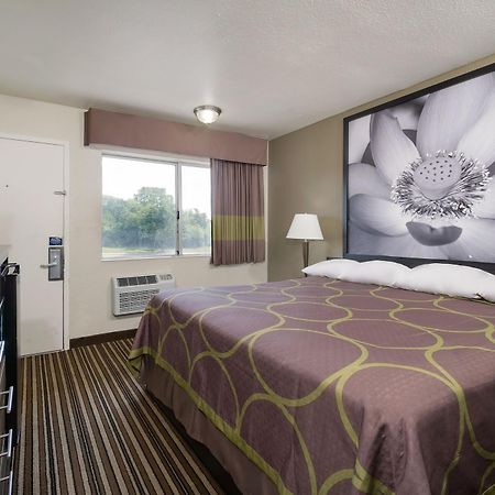 Super 8 By Wyndham Florence Exterior photo